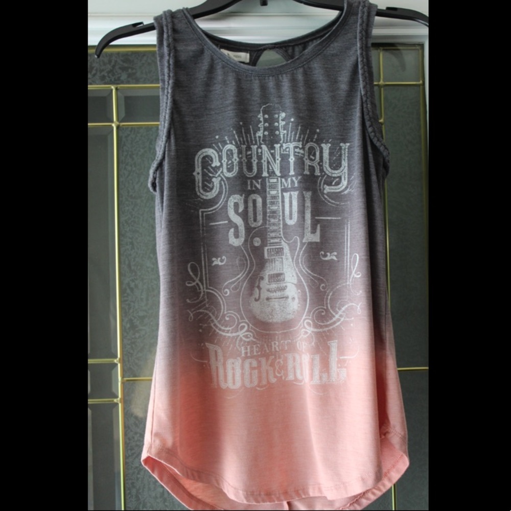 Maurice’s country rock n roll graphic tank top